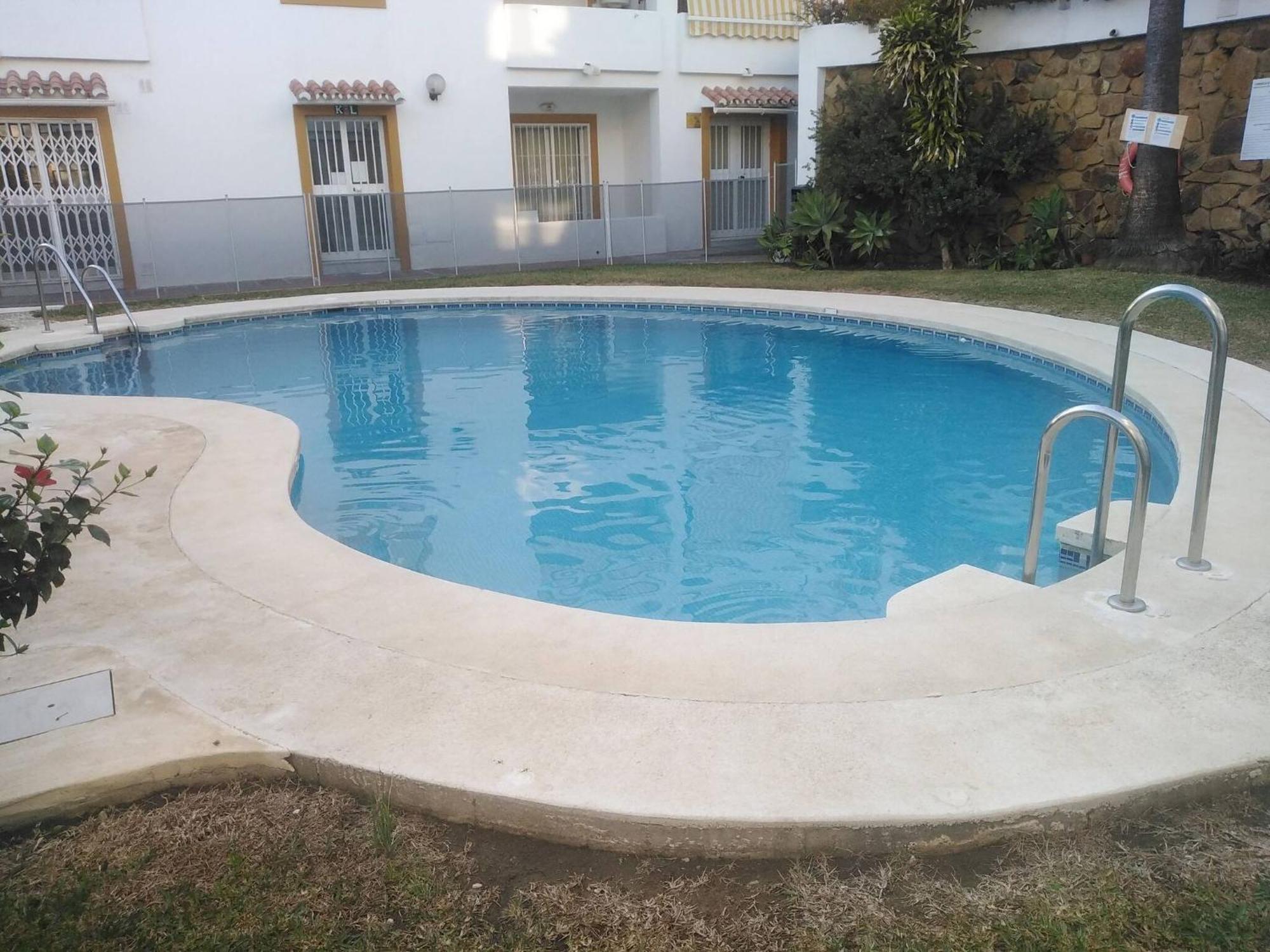 Apartment 2 Bed Gf Near Puerto Banus *