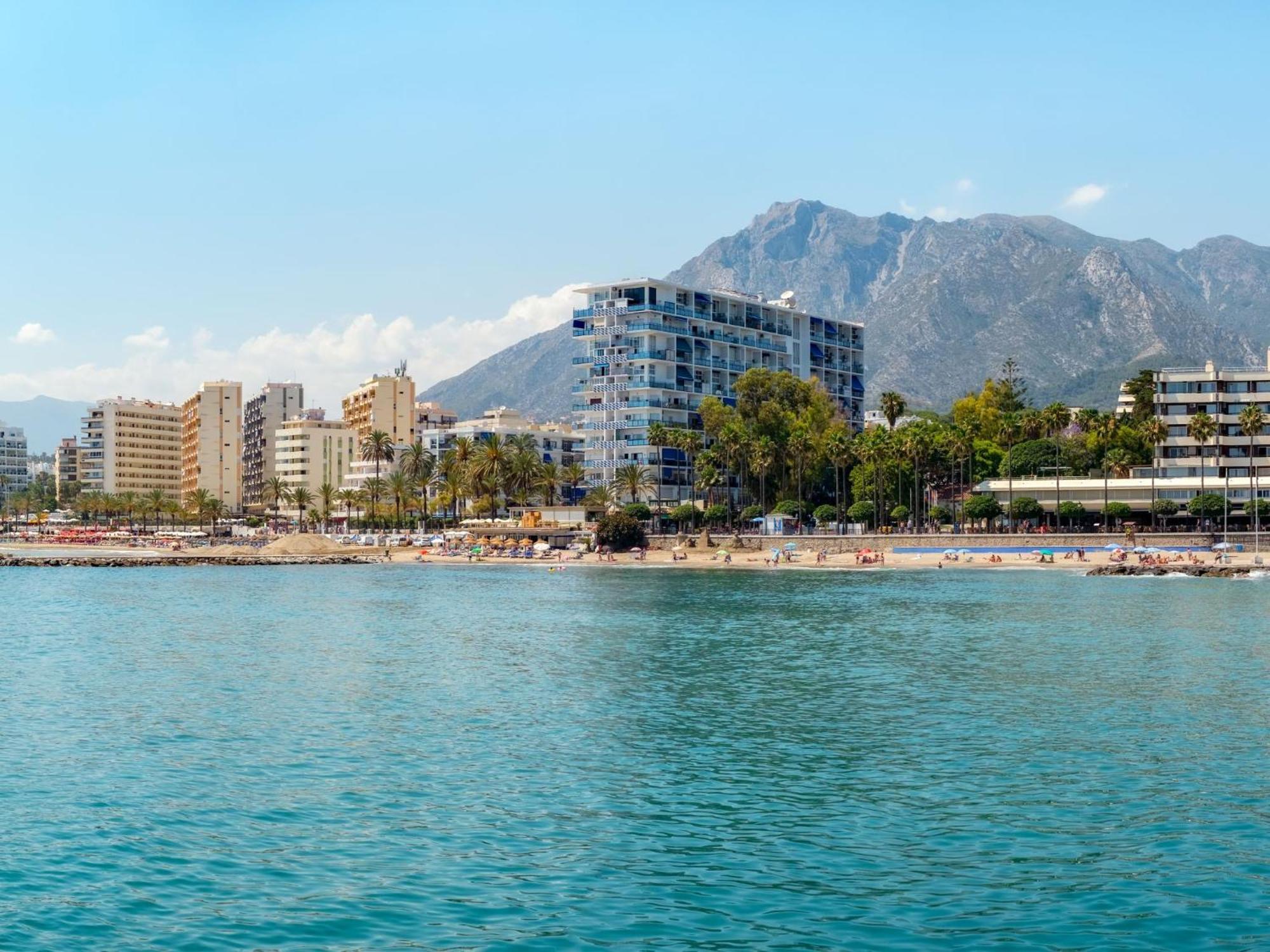 Apartment 2 Bed Gf Near Puerto Banus *